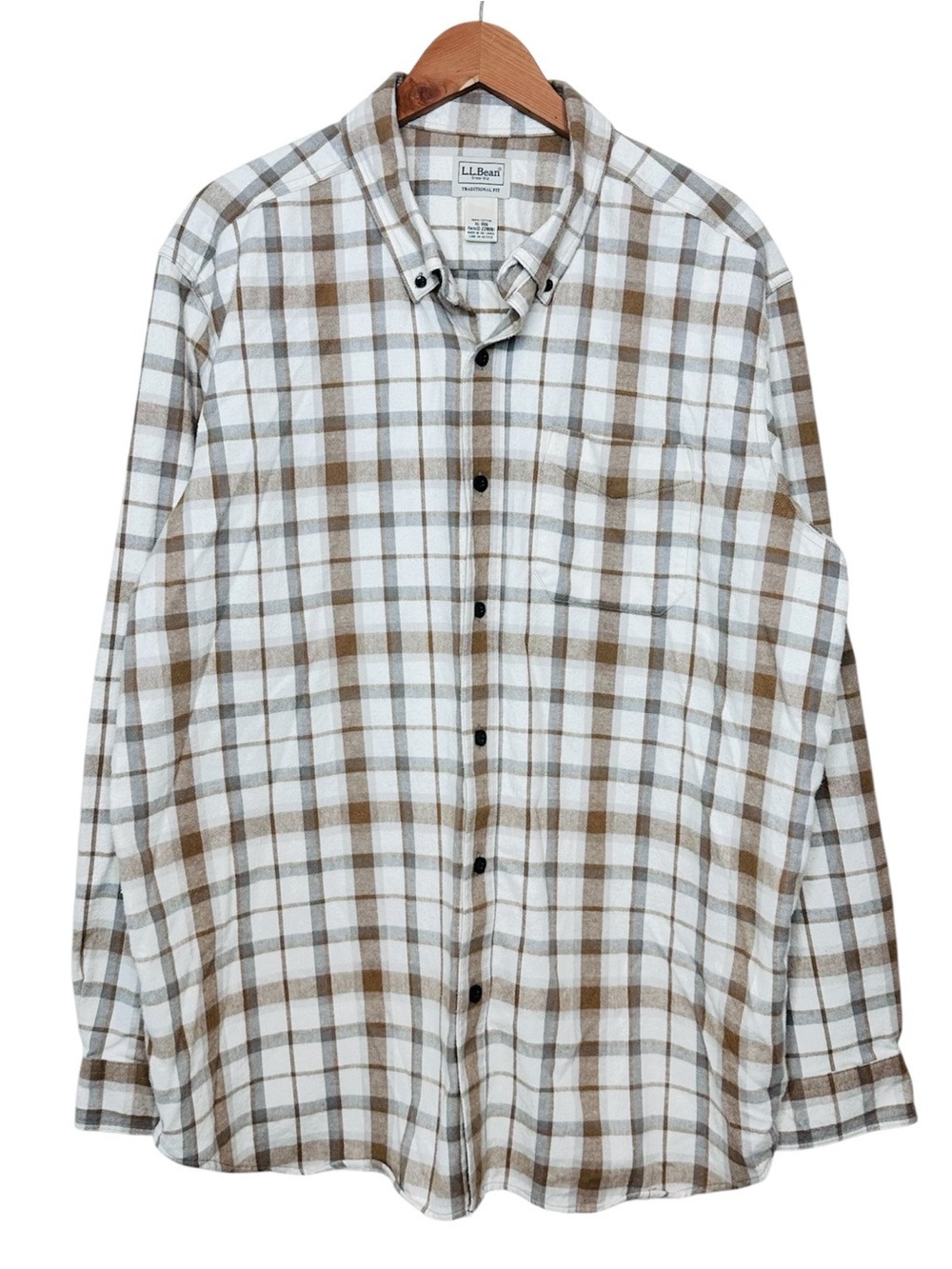L.L. Bean Flannel Plaid Button-Down Shirt Size XL Traditional Fit Cotton Neutral